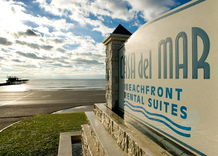 Casa Del Mar Beachfront Suites