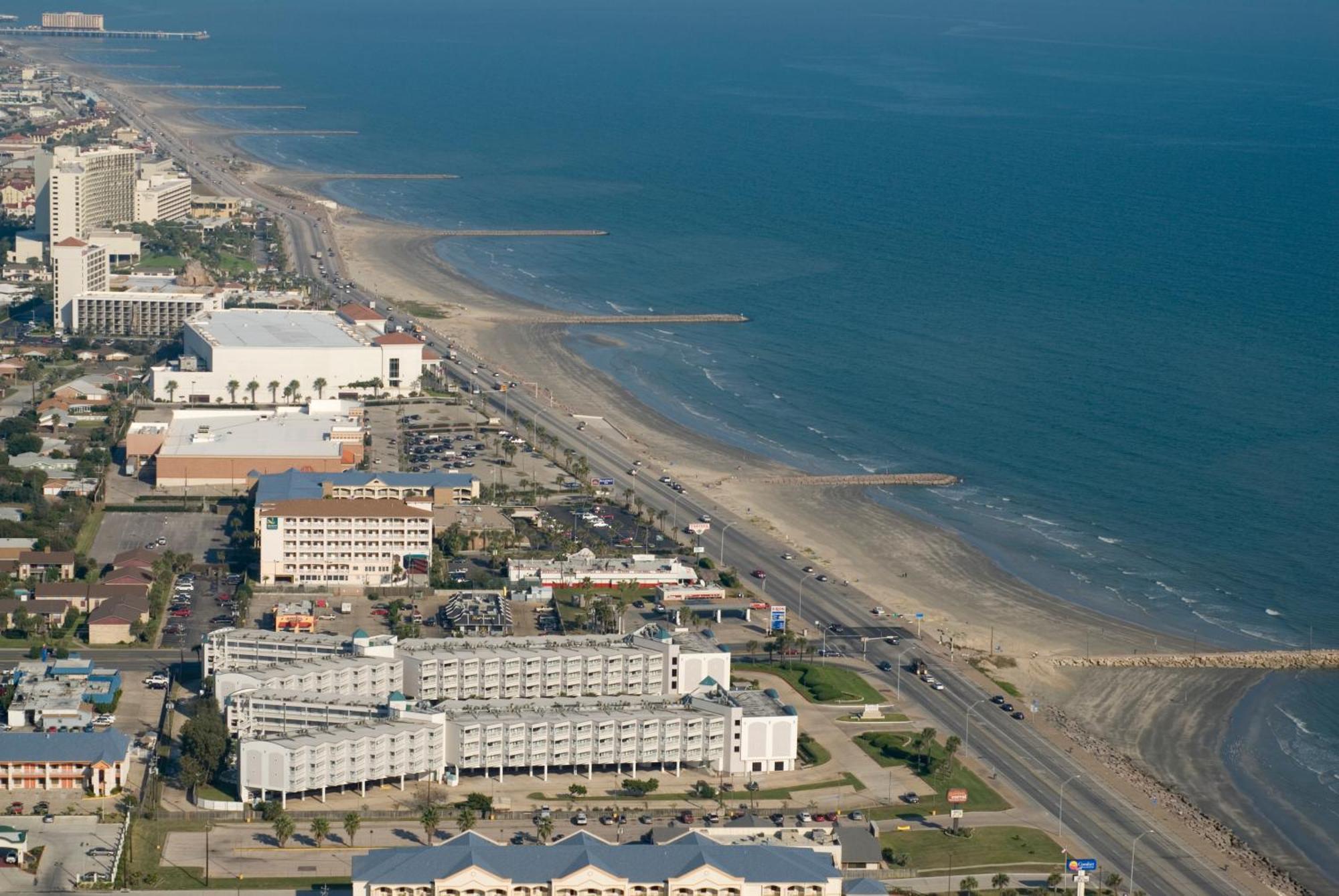 Casa Del Mar Beachfront Hotel Galveston