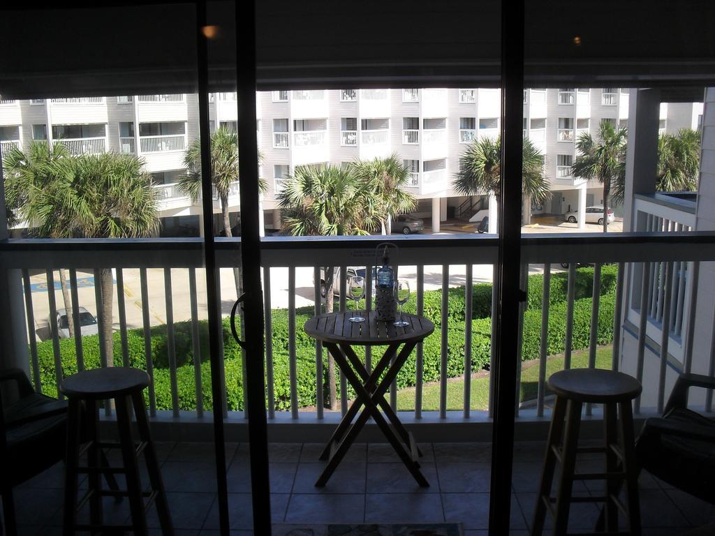 Hotel Casa Del Mar Beachfront